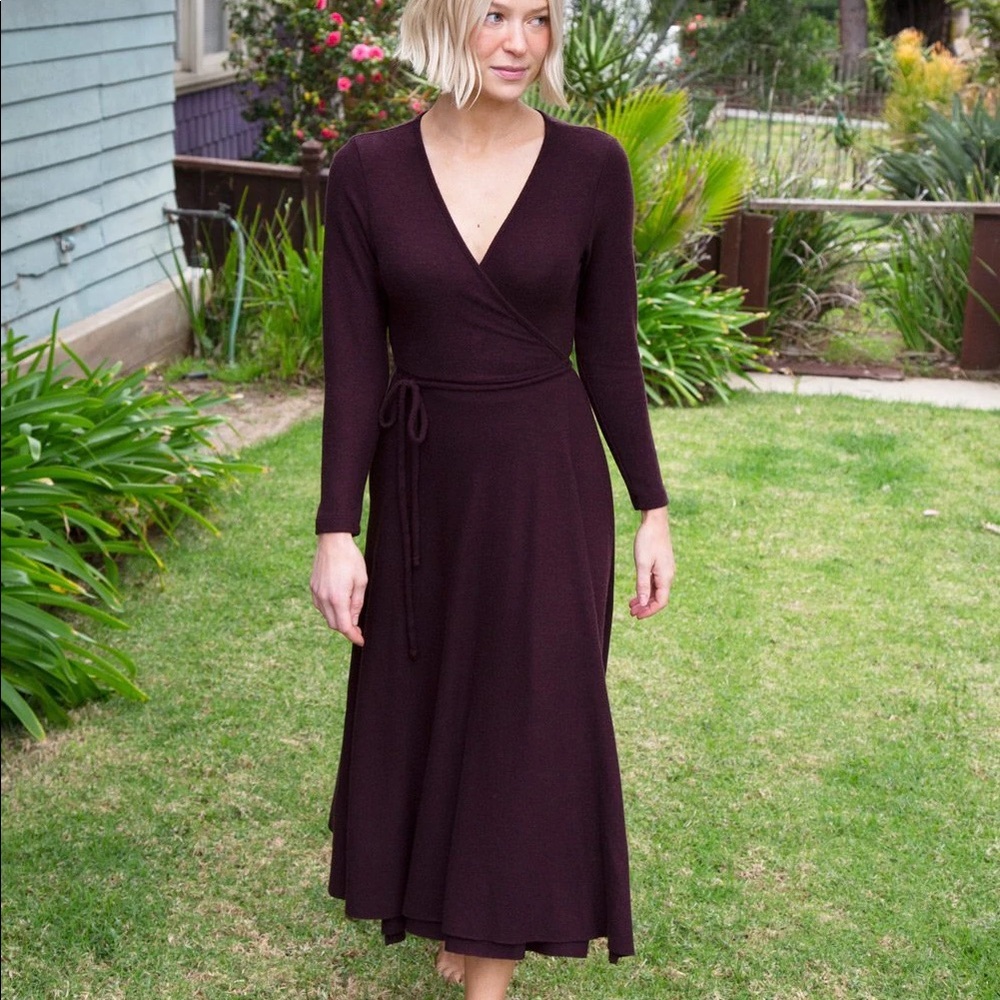 *NEW WITH TAGS* wrap dress